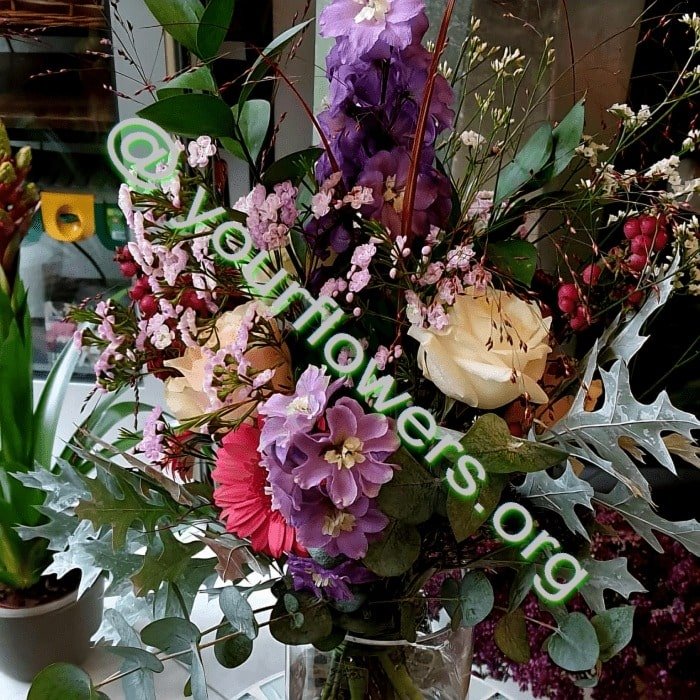 blumenlieferung - Ihr Blumenladen vor Ort. Blumenstrauß aus frischen Blumen auf Bestellung geliefert – Jetzt kaufen